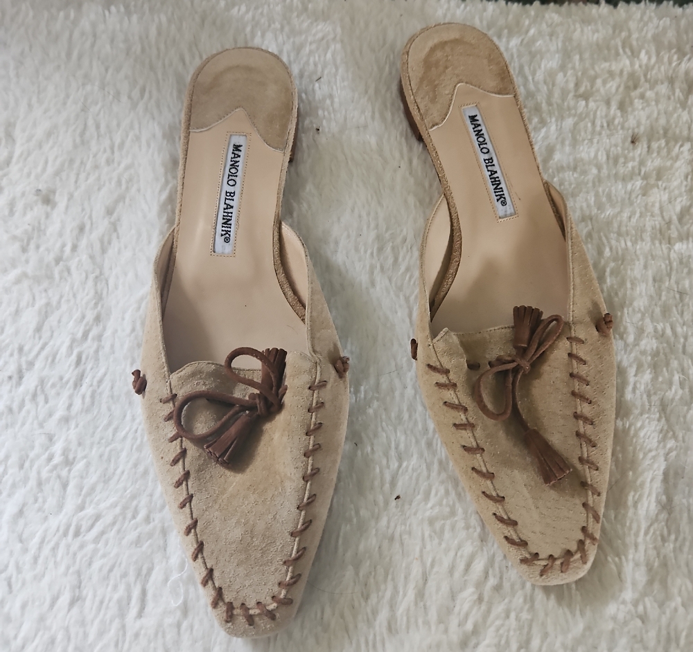 Manolo Blahnik Tan Moccasins with Tassel Detail